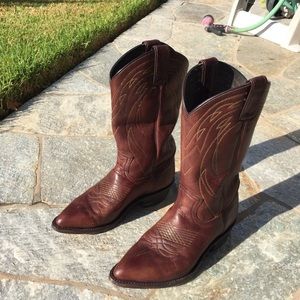 Frye Bill Pull On Cowboy Boots 🤠